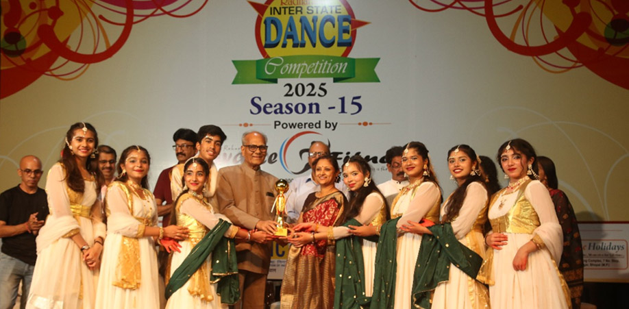 Bollywood’s melody queen dazzled the stage at LPU